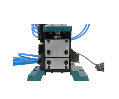 Vertical Semi Semi Automatic Stripping Machine 110V / 220V Cable Stripping Equipment